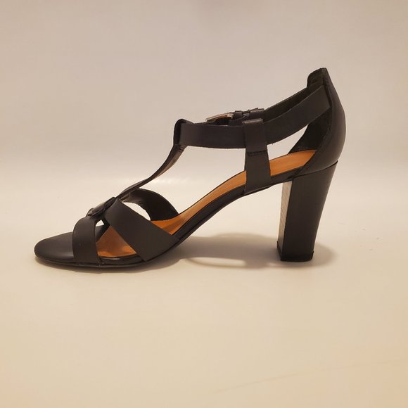 Franco Sarto Giada heeled T-strap sandals - Picture 4 of 9